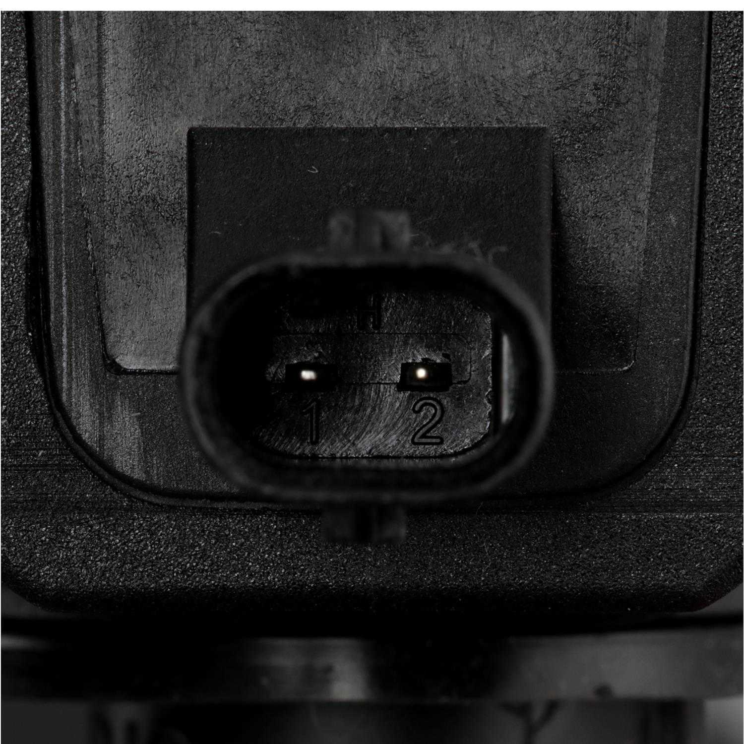 Котушка запалювання Standard UF648 Jeep Grand Cherokee, Wrangler, Cherokee; Chrysler Voyager, 300C; Dodge Journey, Challenger, Durango, Avenger, Charger; Fiat F